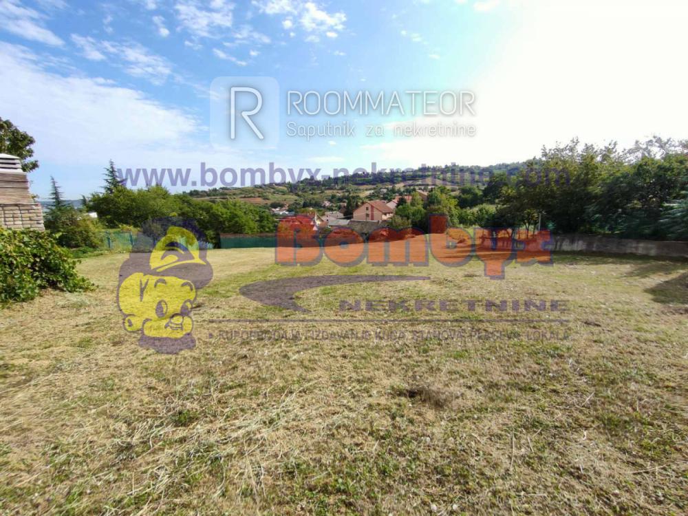 Slika 1 -  Plac na prodaju, Ledinci, , 176.000€