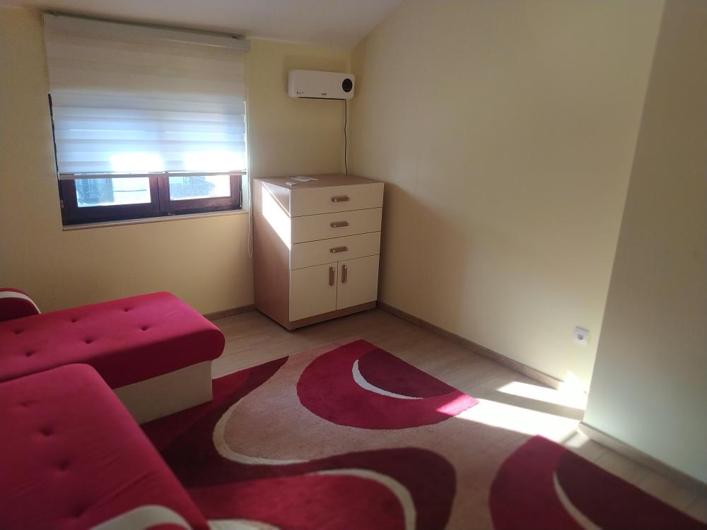 Slika 5 - Admirala Vukovića, Trosoban stan za izdavanje, 75m2, 680€