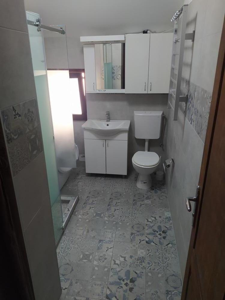 Slika 0 - Admirala Vukovića, Trosoban stan za izdavanje, 75m2, 680€