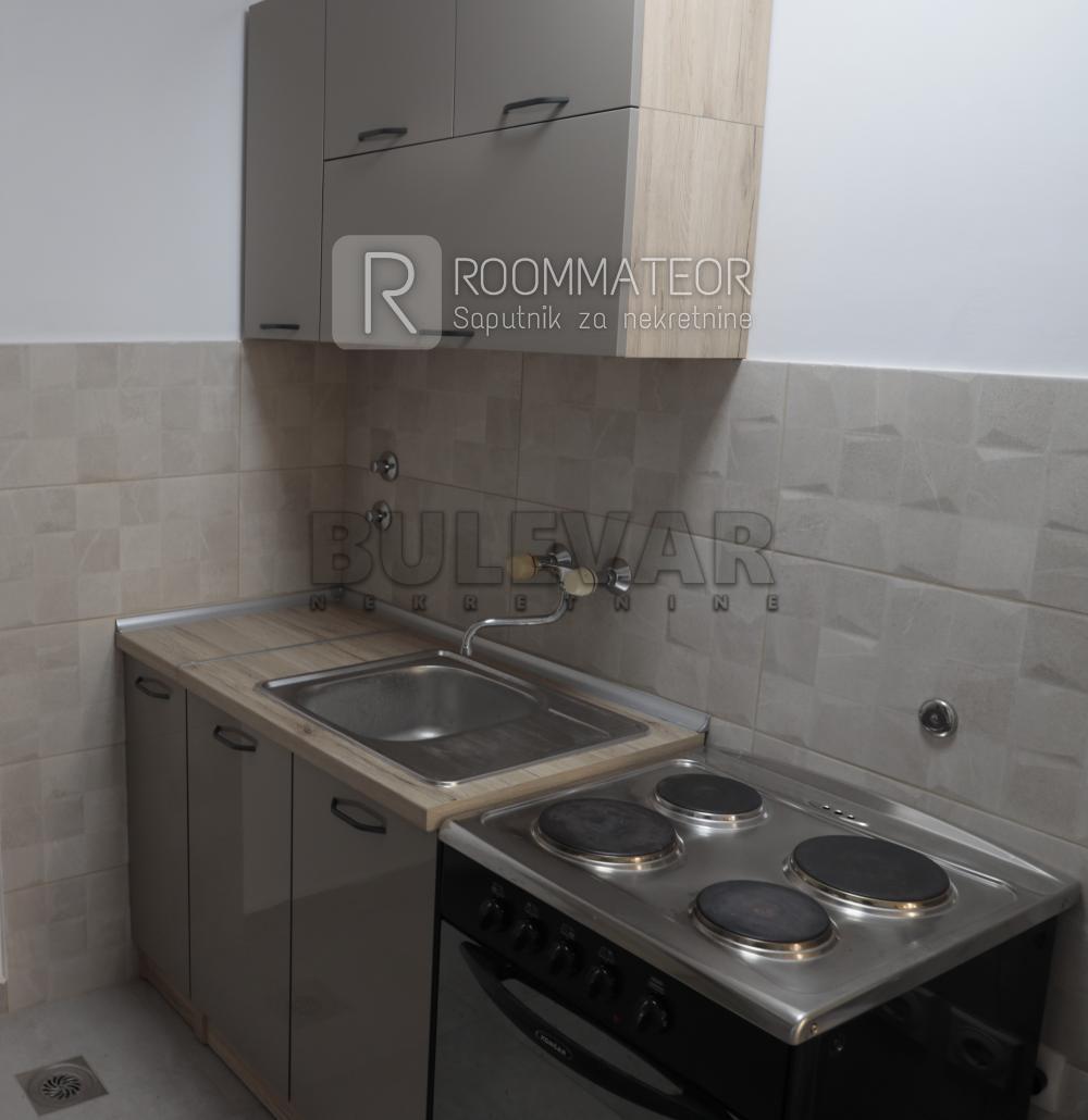 Slika 3 - Svetozara Markovića,  Lokal za izdavanje, 122m2, 800€