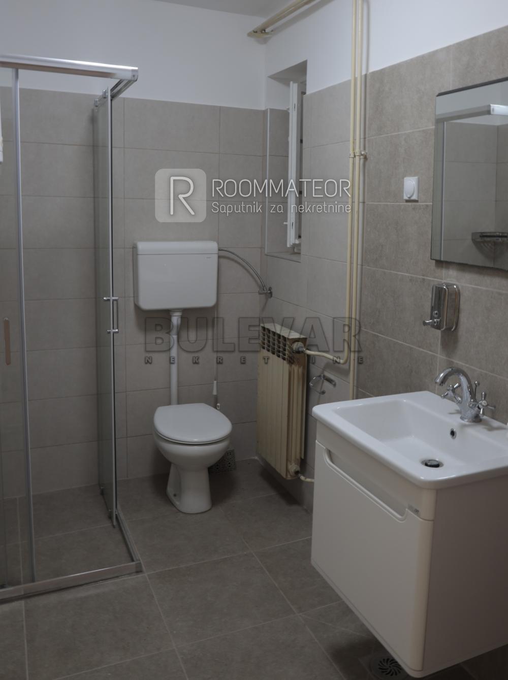 Slika 7 - Svetozara Markovića,  Lokal za izdavanje, 122m2, 800€