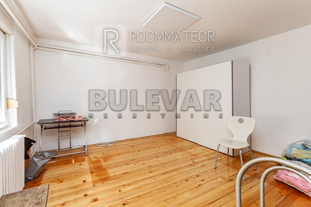 Slika 11 - Vojislava Ilića,  Kuća na prodaju, 190m2, 320.000€