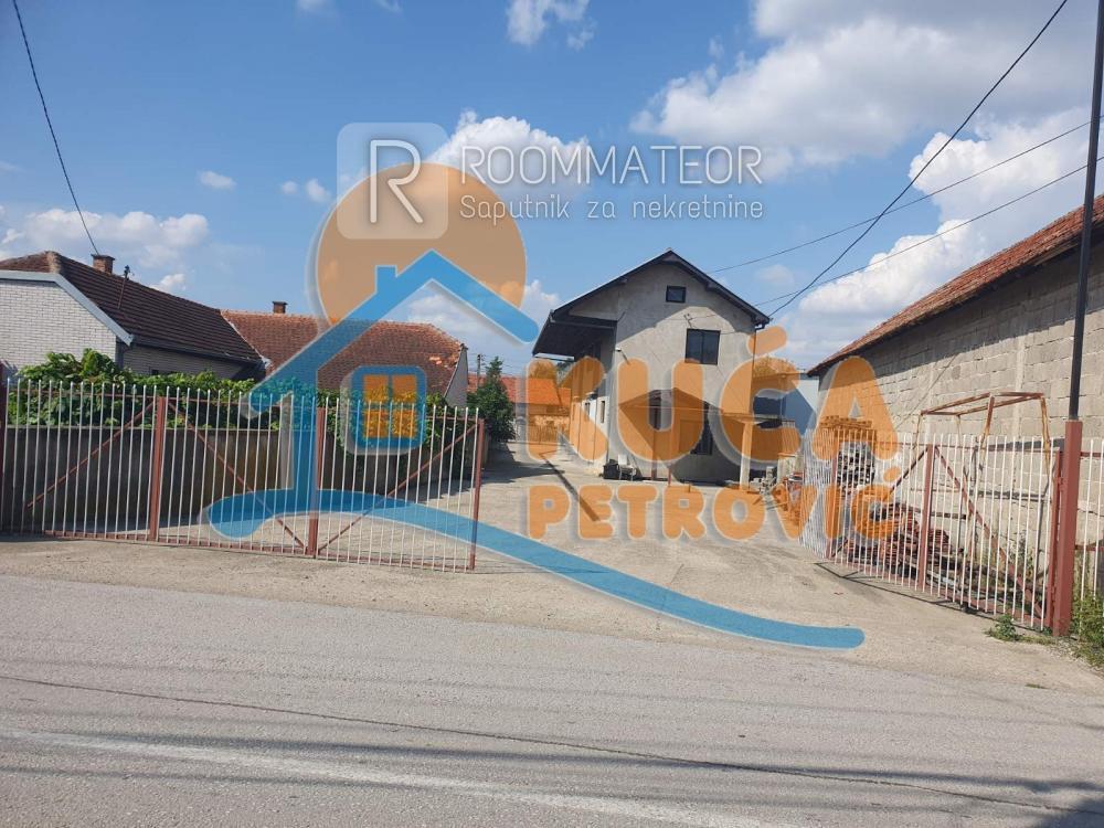 Slika 11 - Maršala Tita,  Lokal za izdavanje, 1000m2, 2.500€