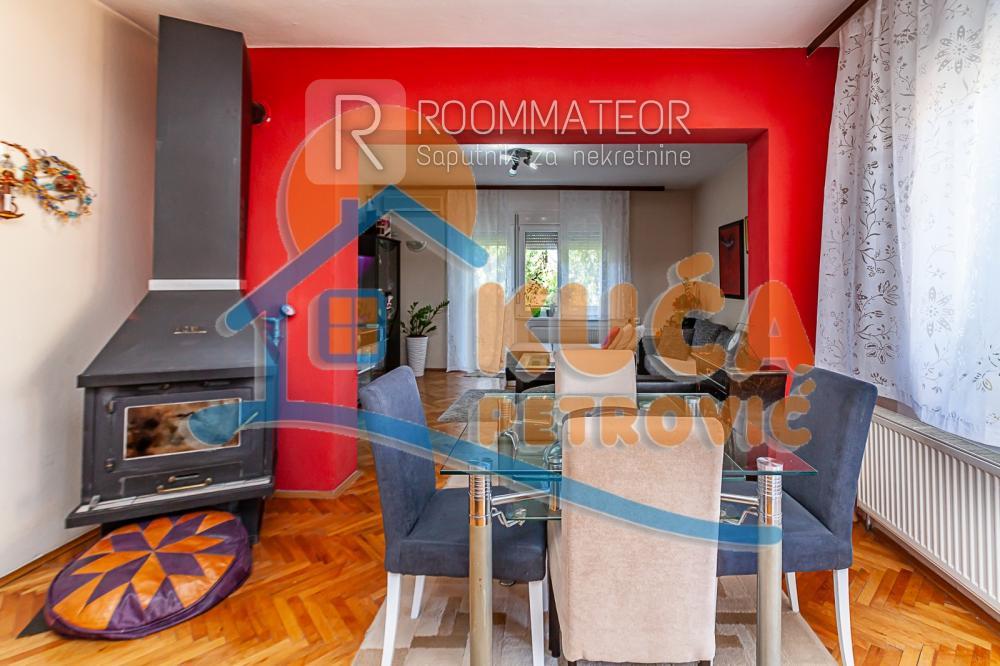 Slika 1 - Lole Stojanovića,  Kuća na prodaju, 237m2, 227.000€