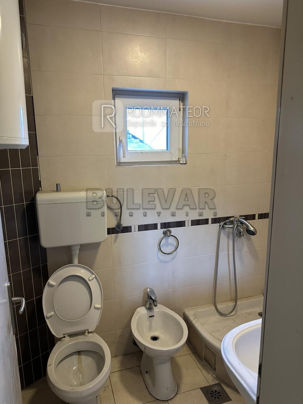 Slika 7 - Jovana Ristića,  Lokal za izdavanje, 120m2, 500€