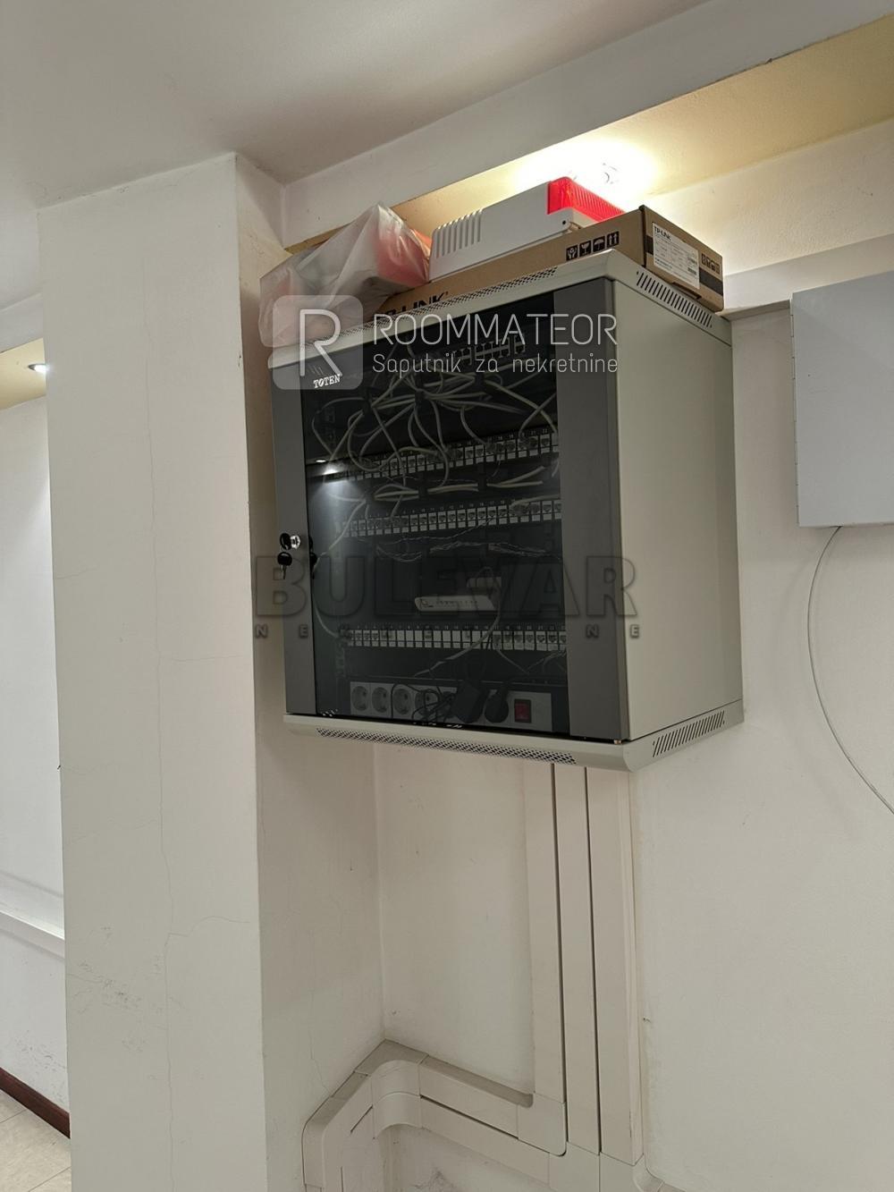 Slika 5 - Jovana Ristića,  Lokal za izdavanje, 120m2, 500€