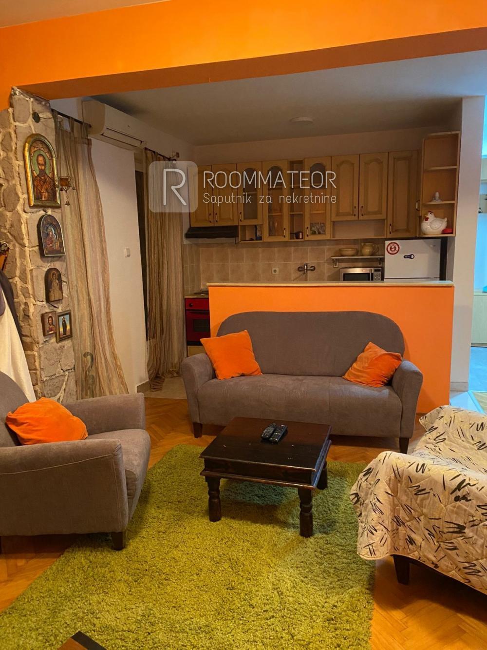 Slika 2 - Stara Zeleznicka kolonija, Četvorosoban stan za izdavanje, 70m2, 400€