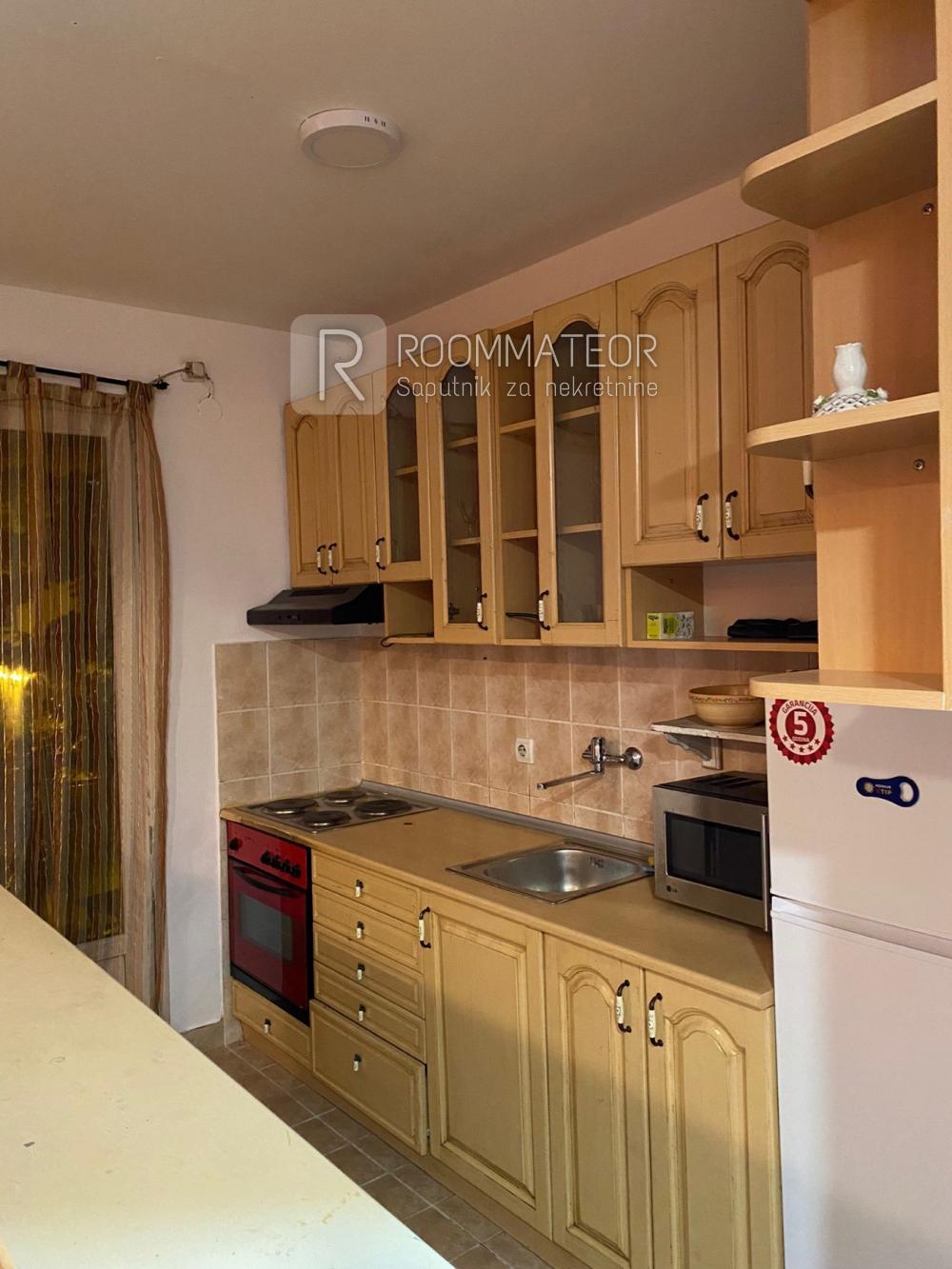 Slika 3 - Stara Zeleznicka kolonija, Četvorosoban stan za izdavanje, 70m2, 400€