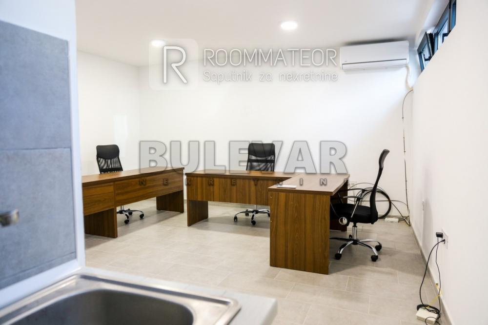 Slika 4 - Sinđelićev trg,  Lokal na prodaju, 58m2, 94.430€