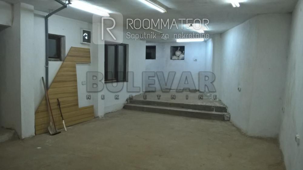 Glavna slika -Gostivarska,  Lokal za izdavanje, 79m2, 220€