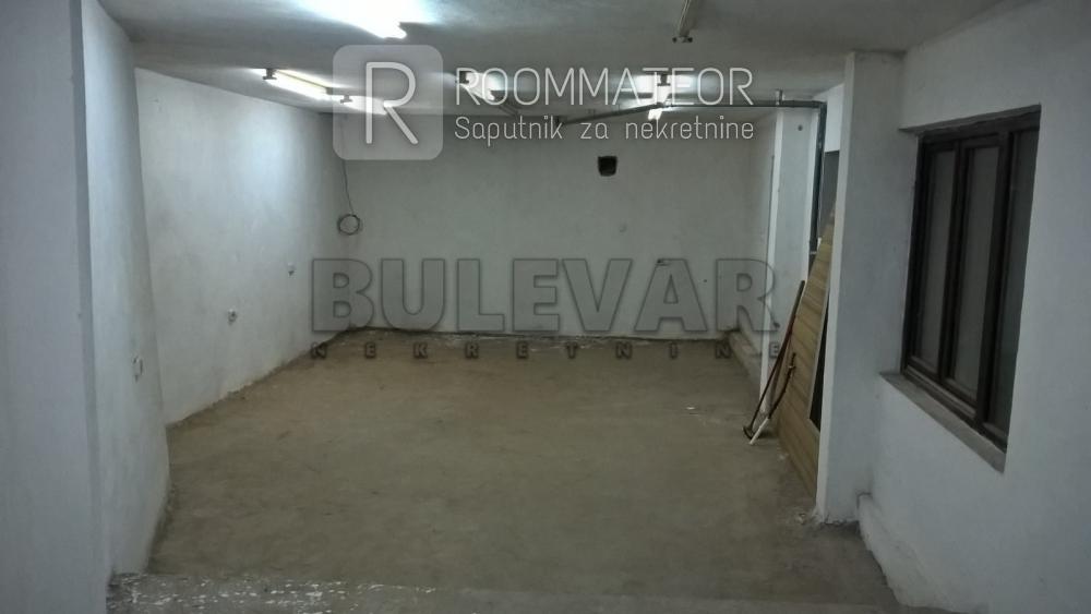 Slika 2 - Gostivarska,  Lokal za izdavanje, 79m2, 220€