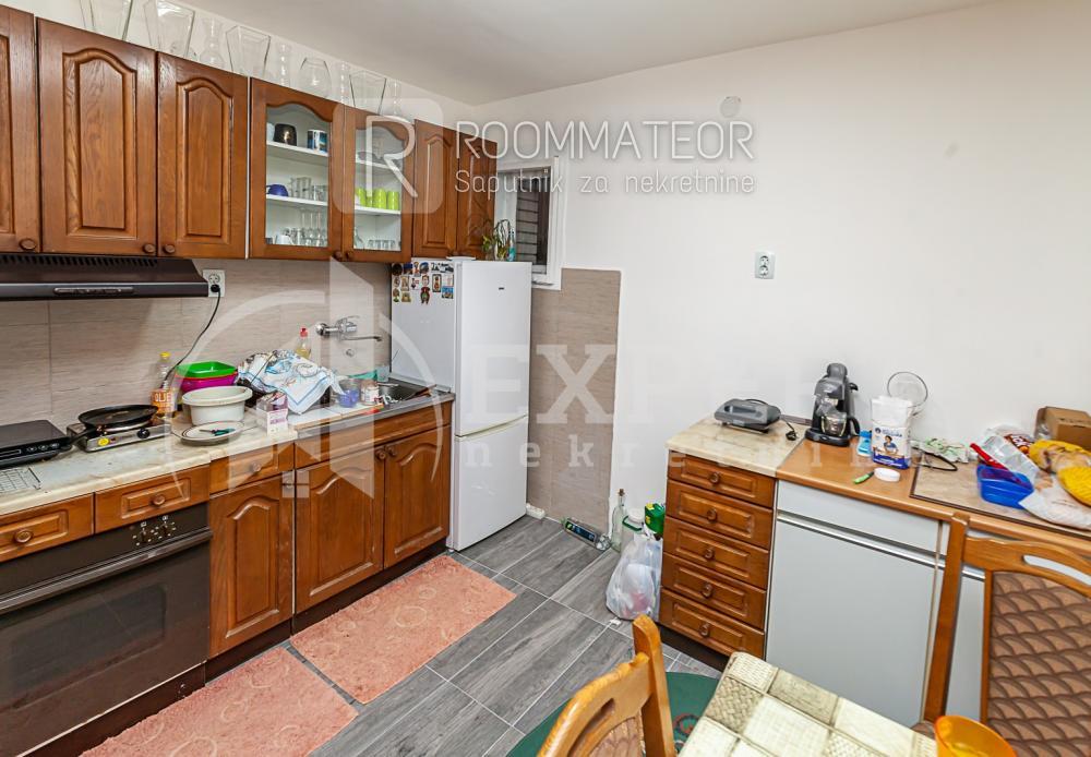 Slika 9 - Branka Miljkovića,  Kuća na prodaju, 240m2, 260.000€