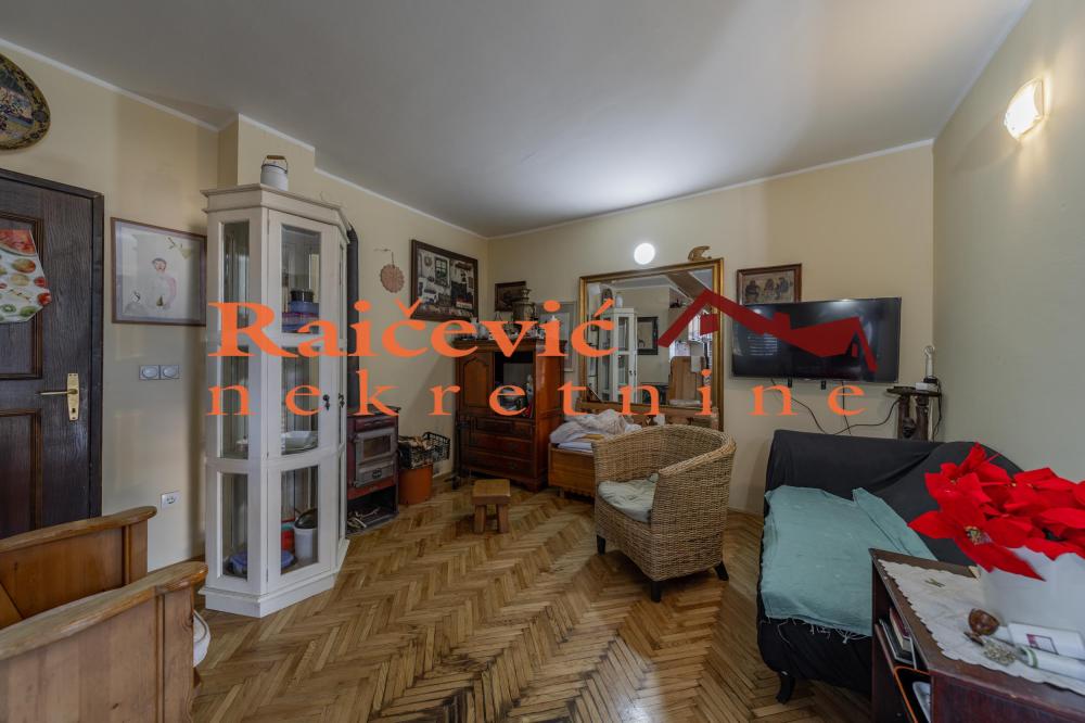 Slika 5 - Put za Bosnjake I deo,  Kuća na prodaju, 199m2, 150.000€