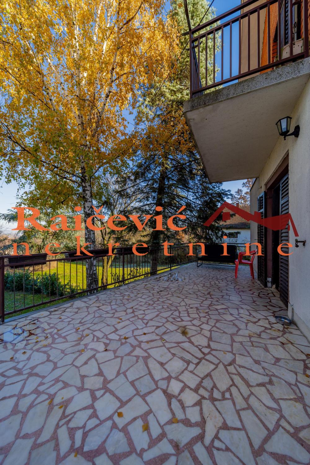 Slika 7 - Put za Bosnjake I deo,  Kuća na prodaju, 199m2, 150.000€