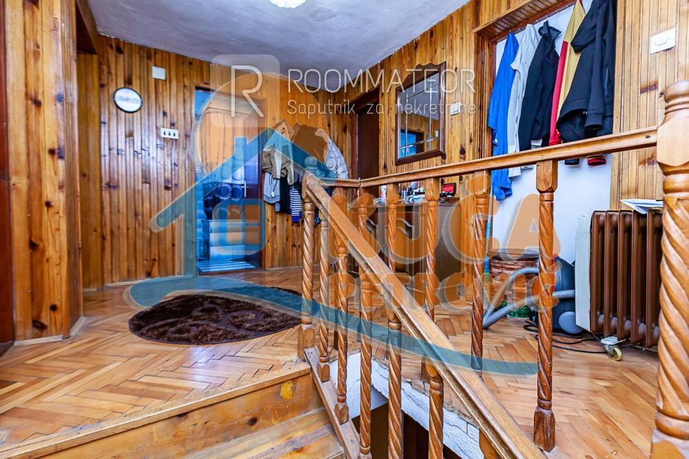 Slika 4 - Jelke Radulović,  Kuća na prodaju, 360m2, 360.000€