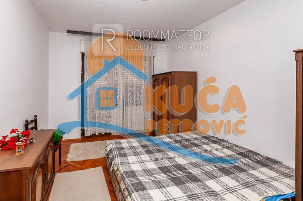 Slika 7 - Jelke Radulović,  Kuća na prodaju, 360m2, 360.000€
