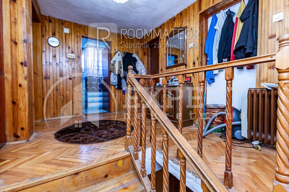 Slika 4 - Jelke Radulović,  Kuća na prodaju, 360m2, 360.000€