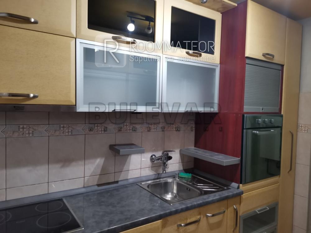 Slika 11 - Kej Kola srpskih sestara, Jednoiposoban stan za izdavanje, 51m2, 400€