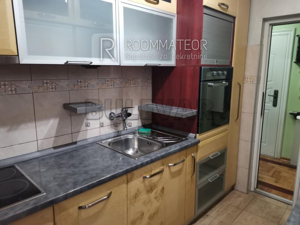 Slika 8 - Kej Kola srpskih sestara, Jednoiposoban stan za izdavanje, 51m2, 400€