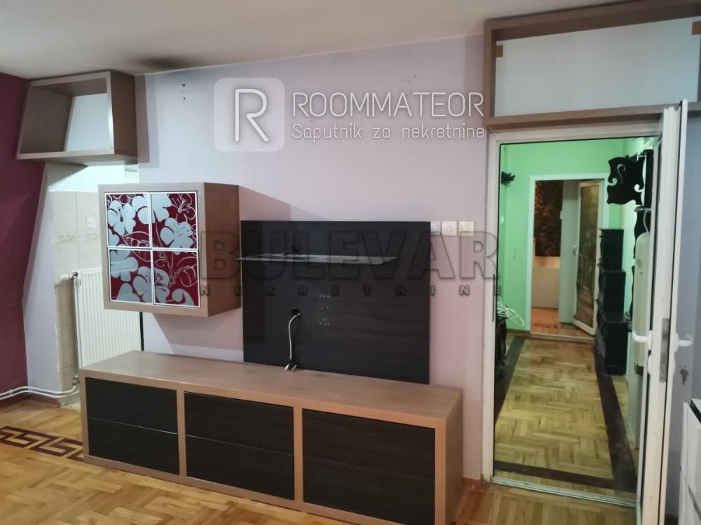 Slika 4 - Kej Kola srpskih sestara, Jednoiposoban stan za izdavanje, 51m2, 400€