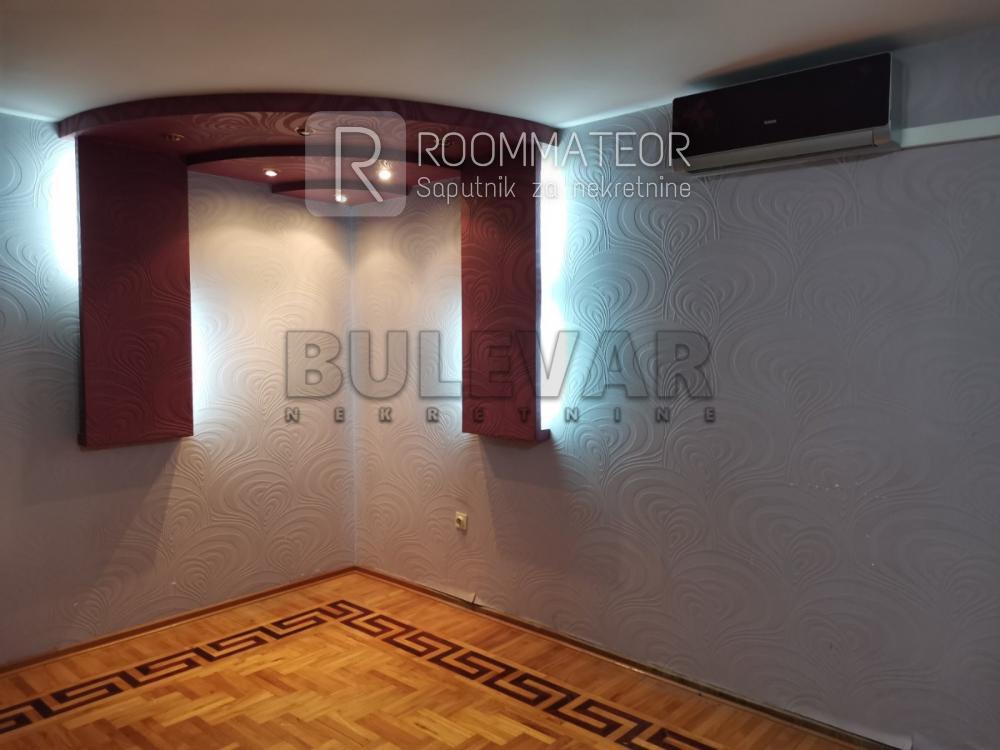 Slika 6 - Kej Kola srpskih sestara, Jednoiposoban stan za izdavanje, 51m2, 400€