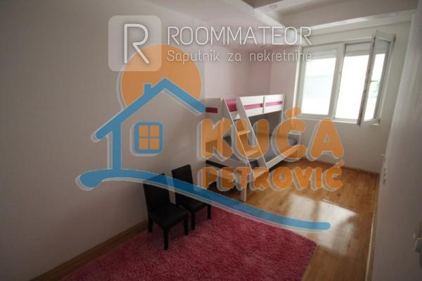 Slika 5 - Cara Dušana, Četvorosoban stan na prodaju, 186m2, 288.400€