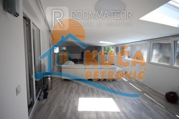 Slika 1 - Cara Dušana, Četvorosoban stan na prodaju, 186m2, 288.400€