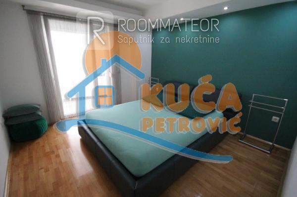 Slika 4 - Cara Dušana, Četvorosoban stan na prodaju, 186m2, 288.400€