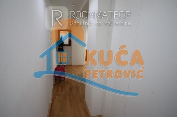 Slika 7 - Cara Dušana, Četvorosoban stan na prodaju, 186m2, 288.400€