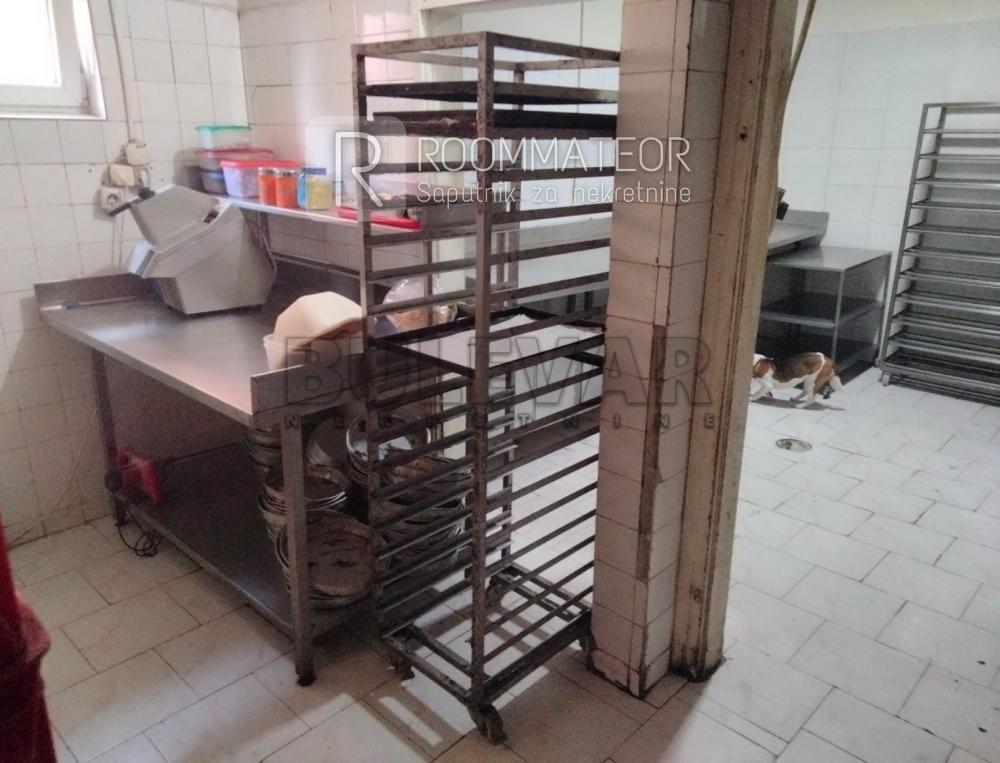 Slika 1 - Đuke Dinić,  Lokal za izdavanje, 40m2, 250€