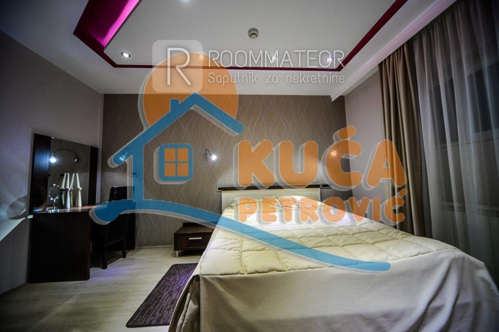 Slika 4 - Bulevar Nikole Tesle,  Lokal na prodaju, 688m2, 850.000€