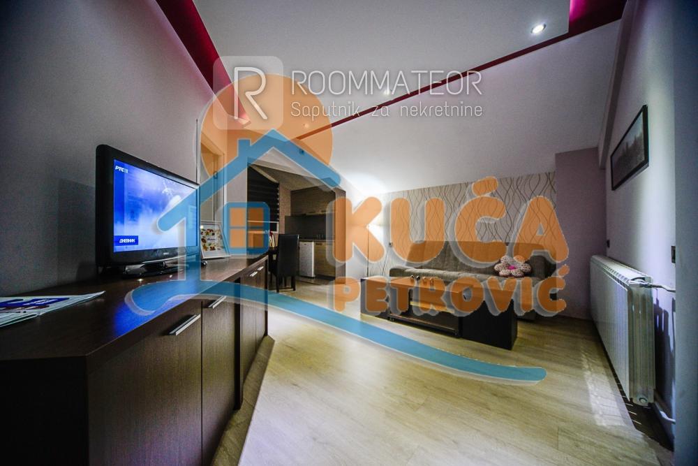 Slika 3 - Bulevar Nikole Tesle,  Lokal na prodaju, 688m2, 850.000€