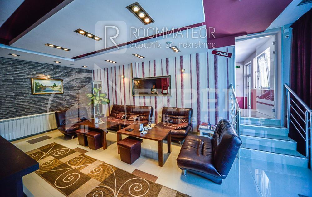 Glavna slika -Bulevar Nikole Tesle,  Lokal na prodaju, 688m2, 850.000€