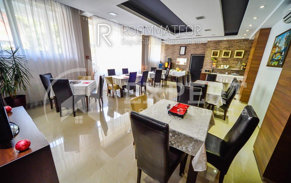 Slika 10 - Bulevar Nikole Tesle,  Lokal na prodaju, 688m2, 850.000€