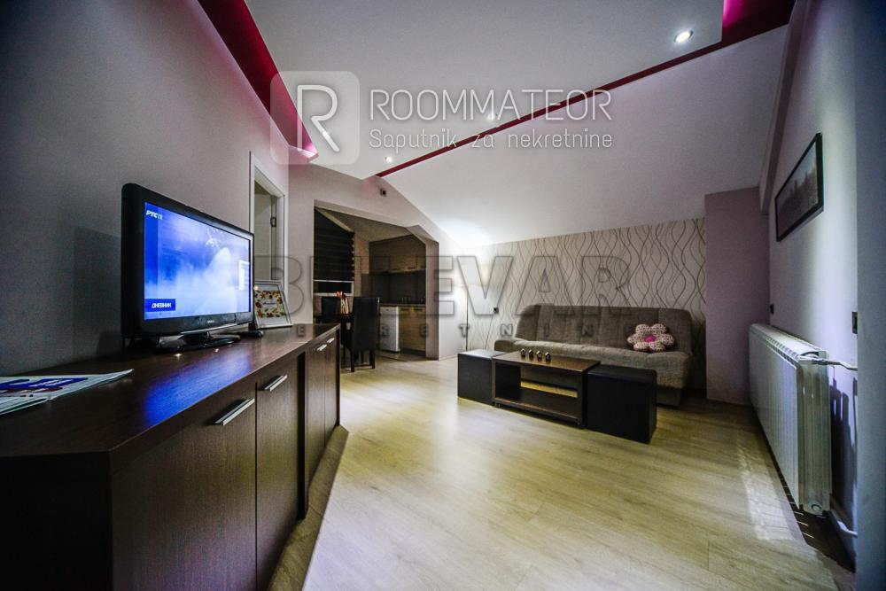 Slika 3 - Bulevar Nikole Tesle,  Lokal na prodaju, 688m2, 850.000€