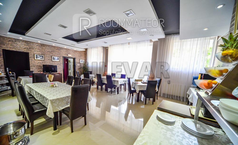 Slika 11 - Bulevar Nikole Tesle,  Lokal na prodaju, 688m2, 850.000€