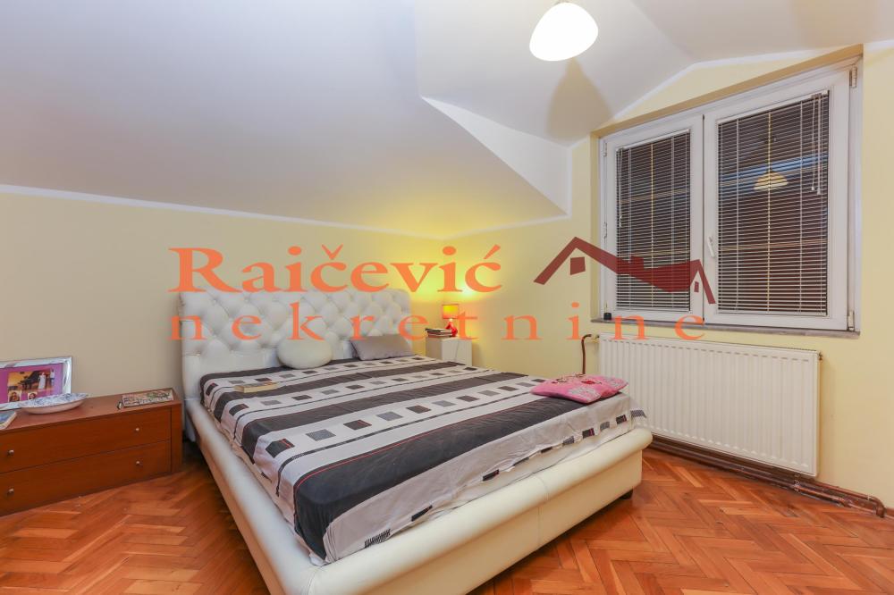 Slika 8 - Batutova, Šestosoban stan na prodaju, 162m2, 456.000€