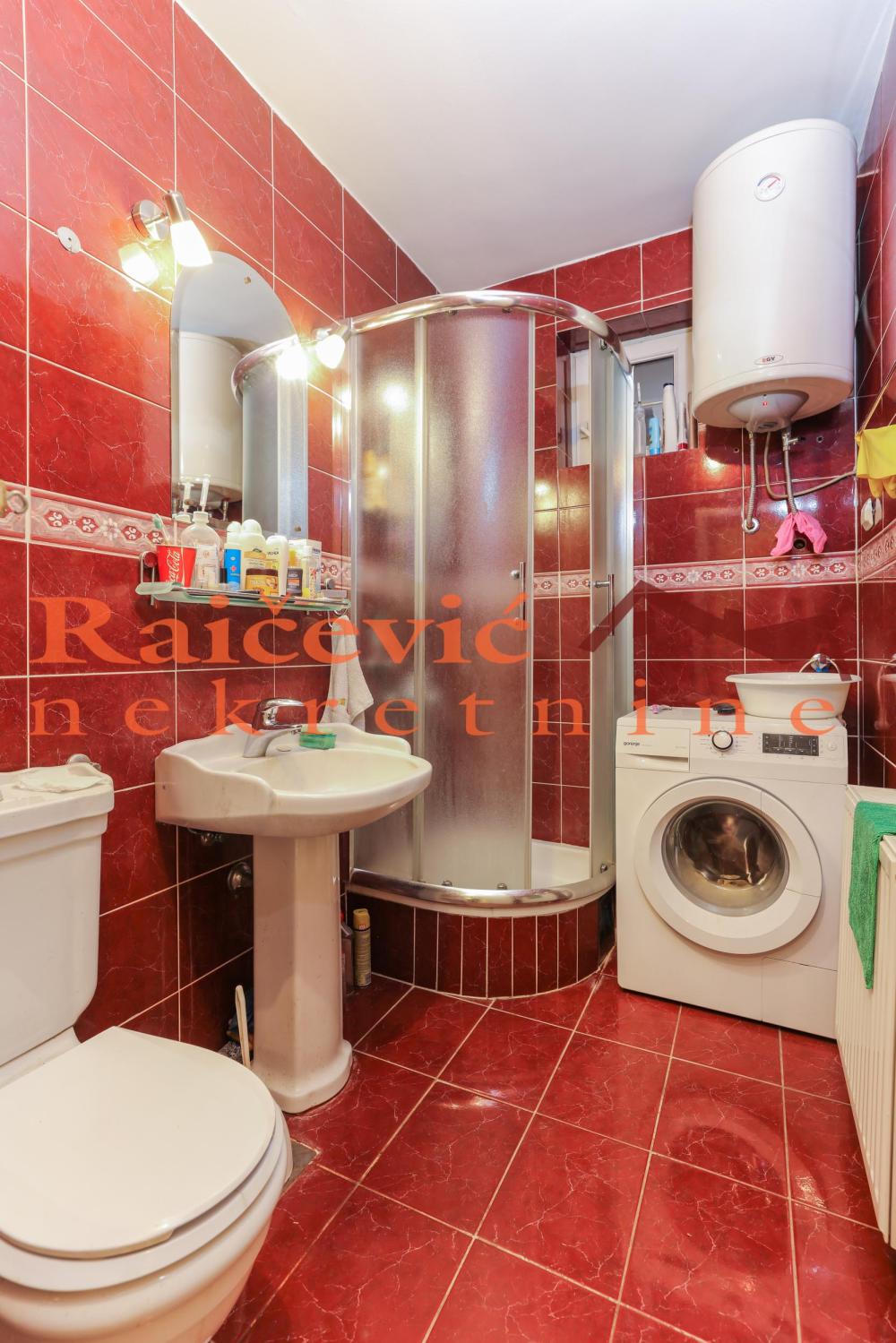 Slika 10 - Batutova, Šestosoban stan na prodaju, 162m2, 456.000€