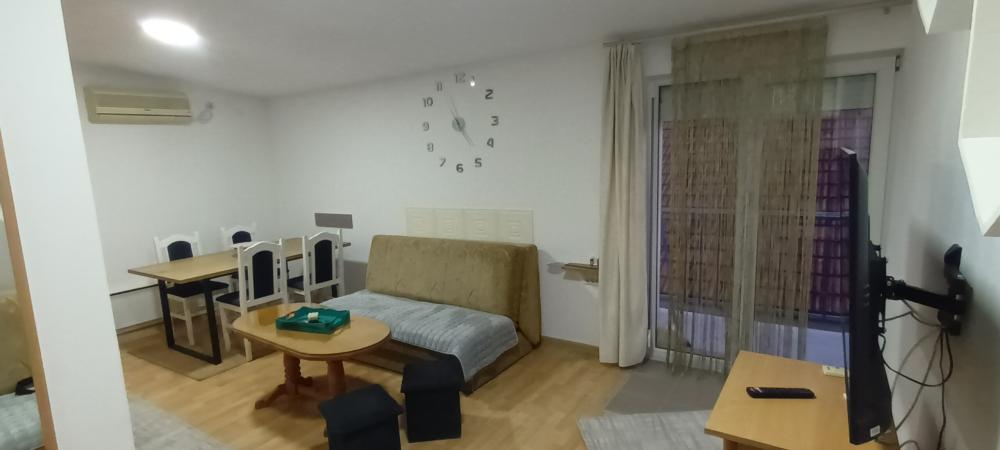 Glavna slika -Partizanski bok ul3, Jednoiposoban stan za izdavanje, 44m2, 350€