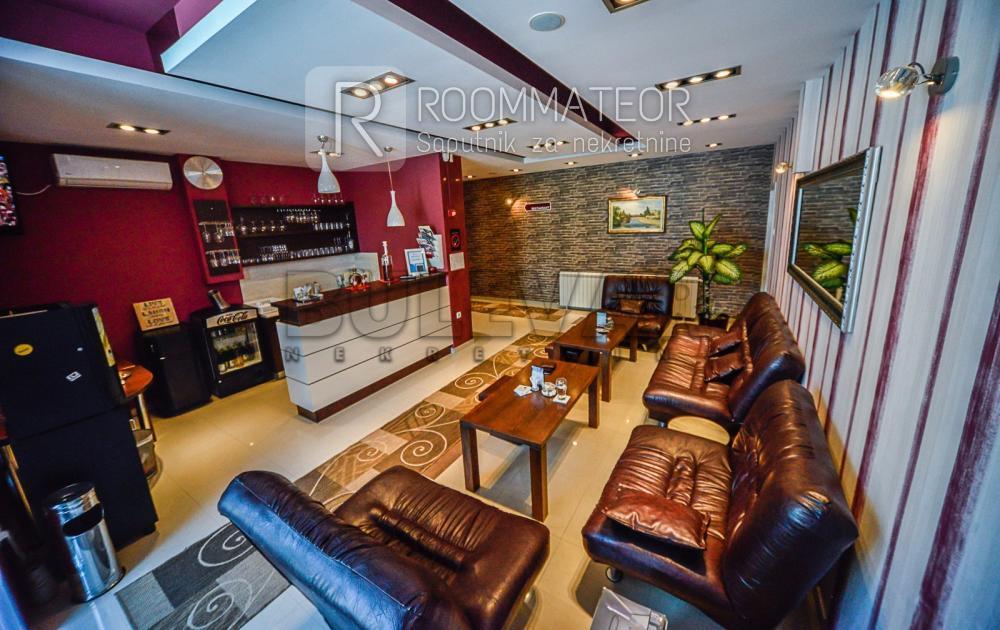 Slika 1 - Bulevar Nikole Tesle,  Lokal za izdavanje, 688m2, 5.500€