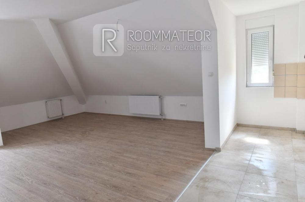 Slika 2 - Ratarska, Trosoban stan na prodaju, 77m2, 108.000€