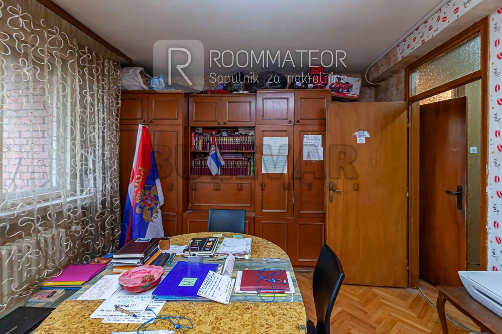 Slika 6 - Sinđelićev trg, Četvorosoban stan na prodaju, 100m2, 175.300€