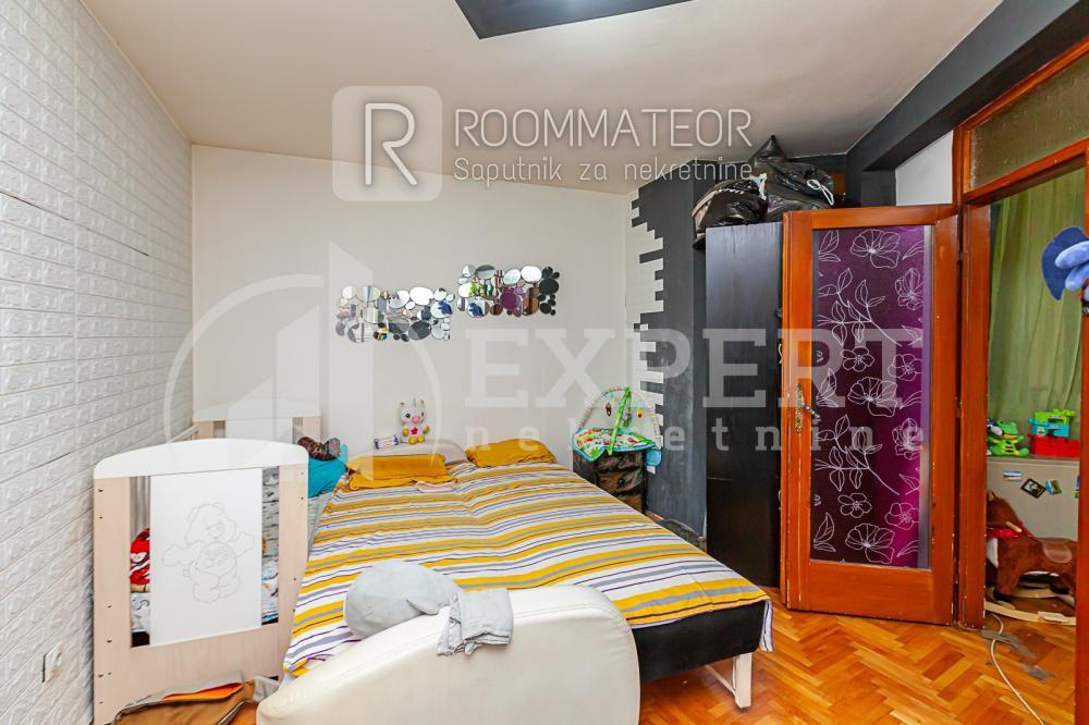 Slika 3 - Sinđelićev trg, Četvorosoban stan na prodaju, 100m2, 168.000€