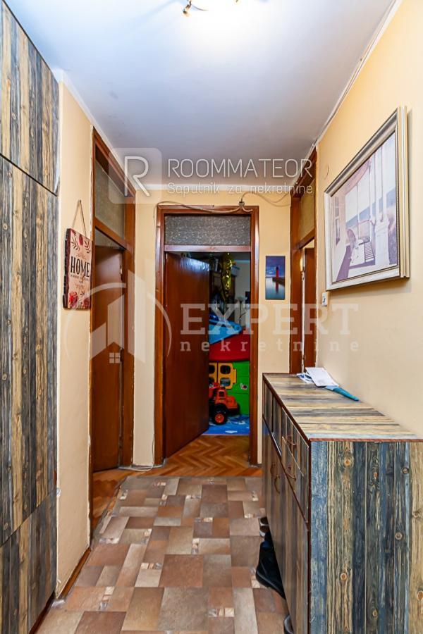 Slika 11 - Sinđelićev trg, Četvorosoban stan na prodaju, 100m2, 168.000€