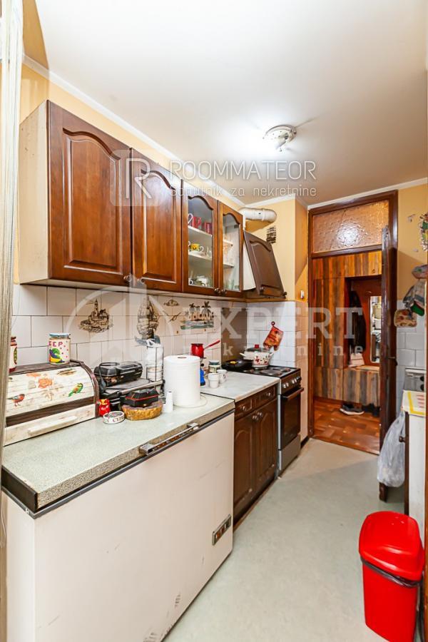 Slika 9 - Sinđelićev trg, Četvorosoban stan na prodaju, 100m2, 168.000€