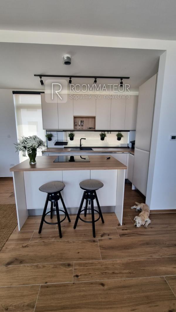 Slika 10 - Fruskogorski put 2, Trosoban stan za izdavanje, 105m2, 1.600€