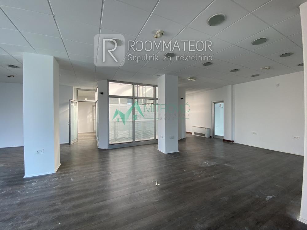 Glavna slika - Lokal za izdavanje, 350m2, 4.440€