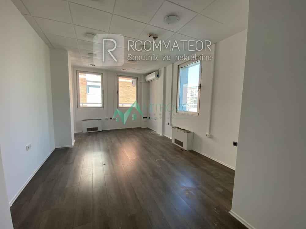 Slika 7 -  Lokal za izdavanje, 350m2, 4.440€