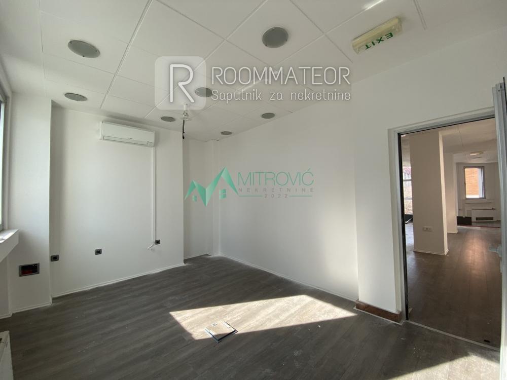 Slika 3 -  Lokal za izdavanje, 350m2, 4.440€