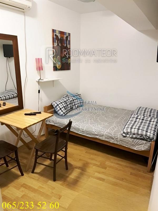 Slika 1 - Karađorđeva, Petosoban stan na prodaju, 101m2, 349.800€